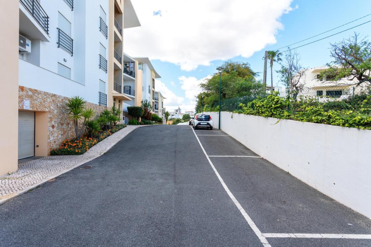 Bnb Homes Ocean View Apartment With Lovely Terrace, 2 Swimming Pools & Tennis Court Albufeira Exterior foto
