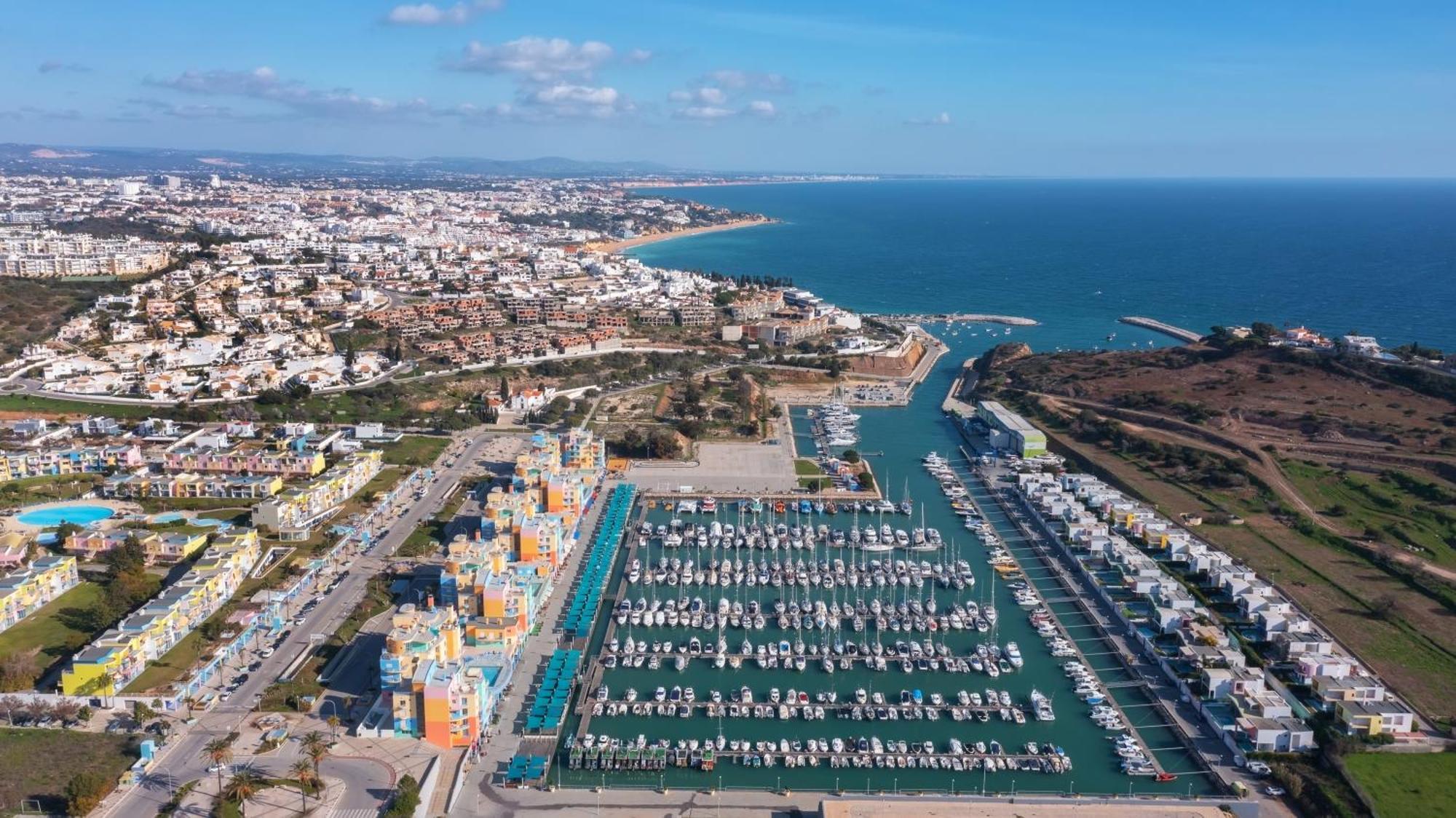 Bnb Homes Ocean View Apartment With Lovely Terrace, 2 Swimming Pools & Tennis Court Albufeira Exterior foto