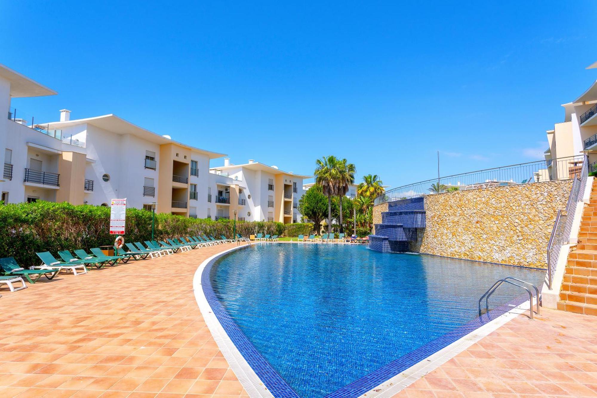 Bnb Homes Ocean View Apartment With Lovely Terrace, 2 Swimming Pools & Tennis Court Albufeira Exterior foto